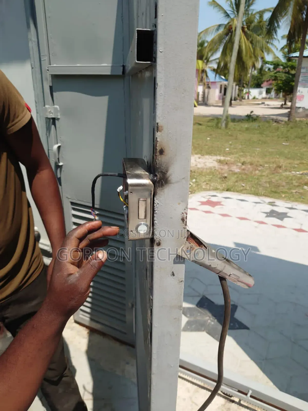 Smart Lock Mlango Wa Geti.