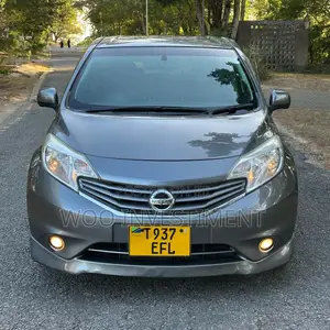 Nissan Note 2013 Silver