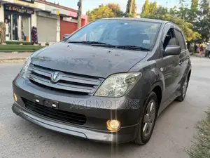 Toyota IST 2004 Gray