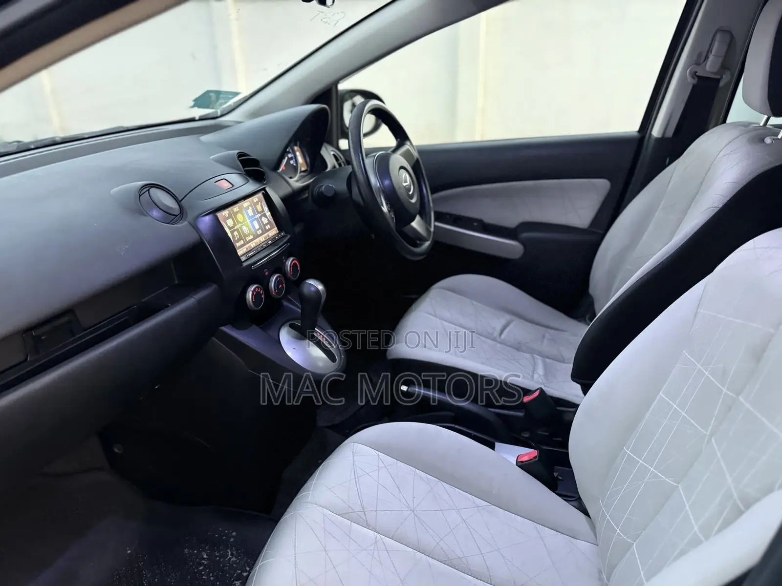 Mazda Demio 2010 Black
