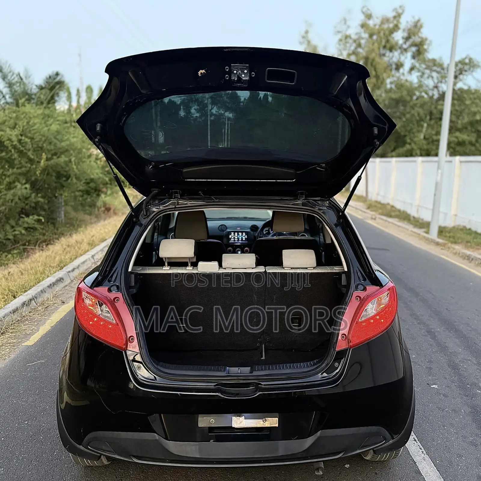 Mazda Demio 2010 Black