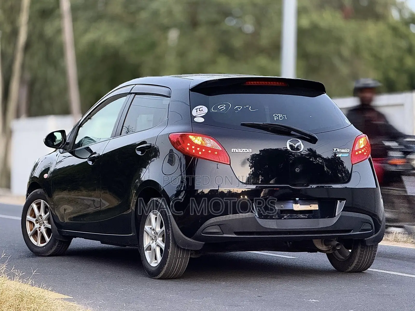 Mazda Demio 2010 Black