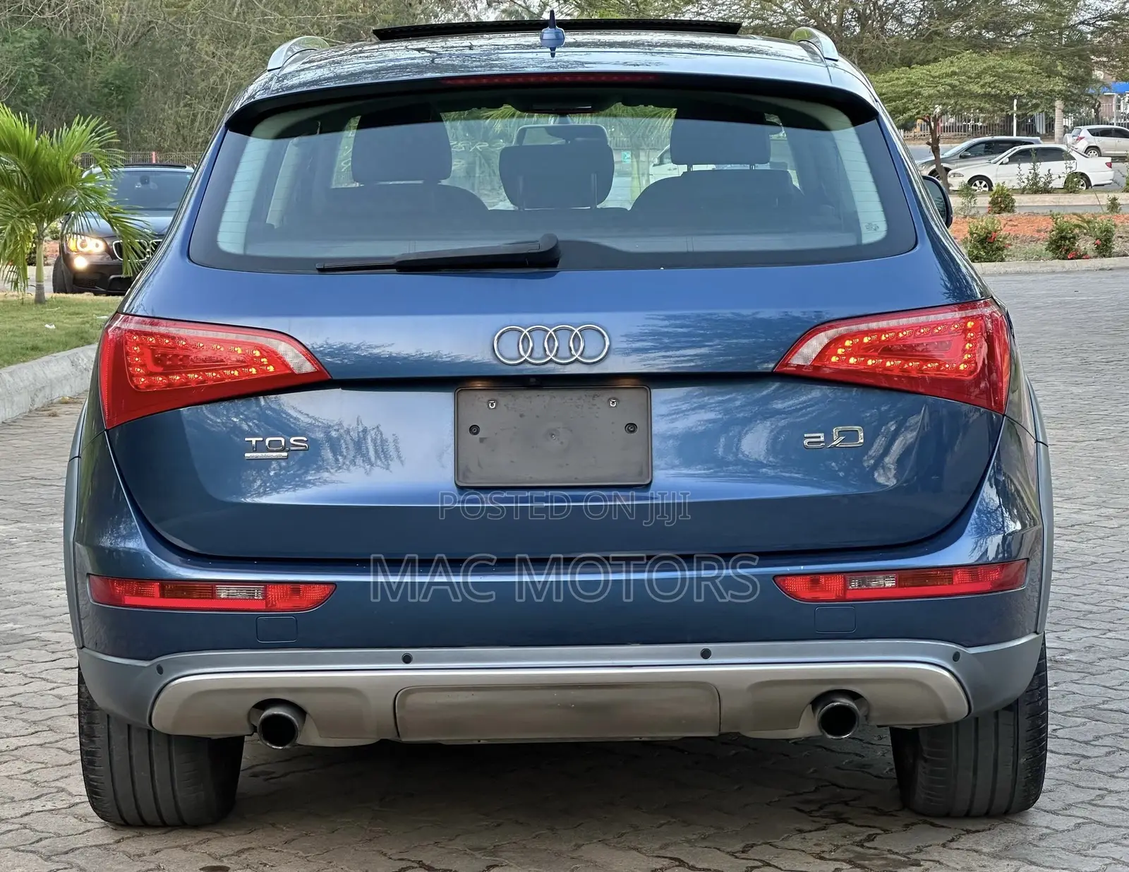Audi Q5 2010 Blue