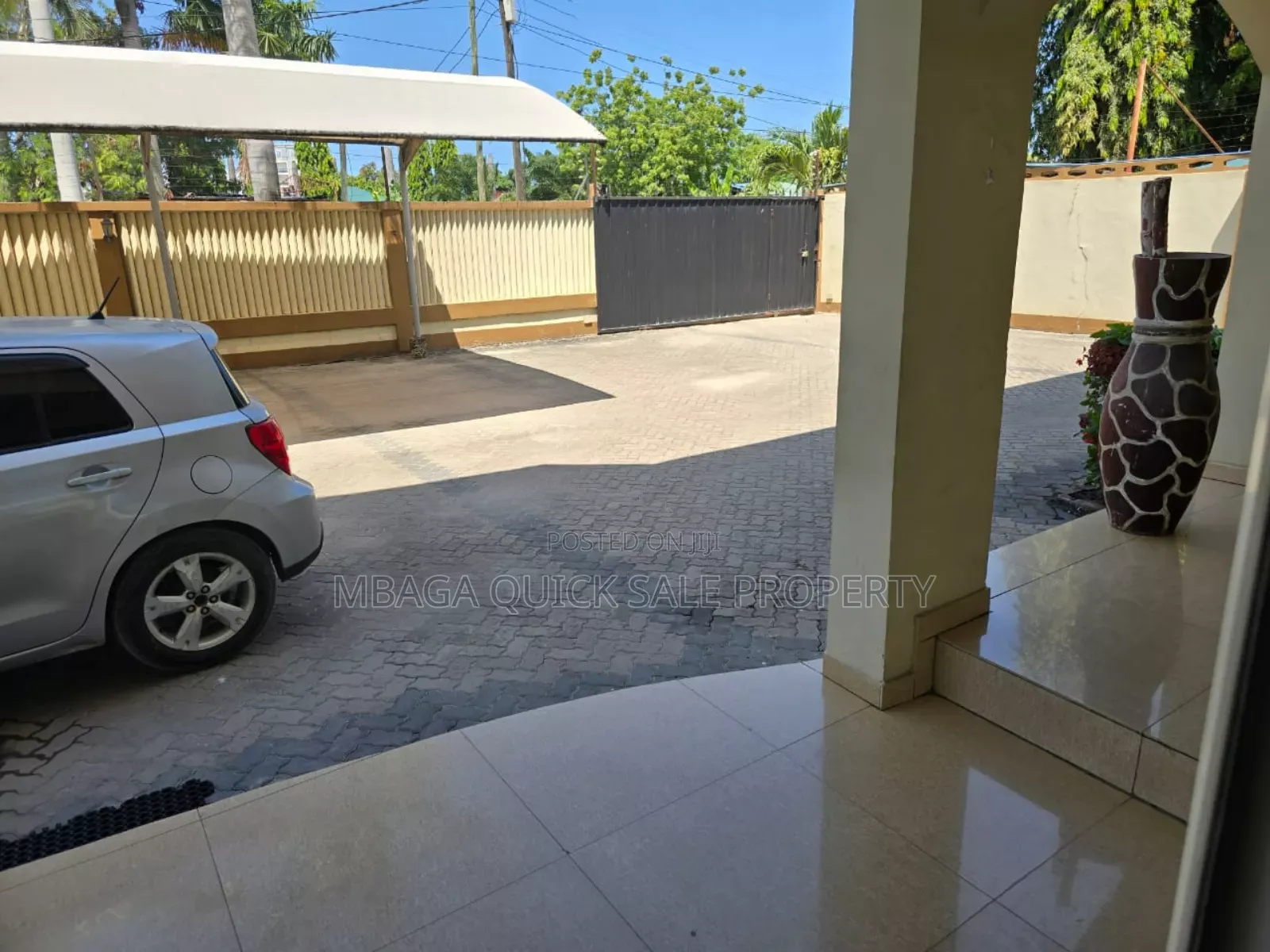 3bdrm House in Mikocheni for rent