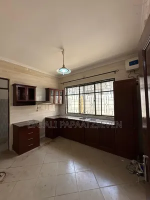 3bdrm House in Dalalipapaatzseven, Kinondoni for rent