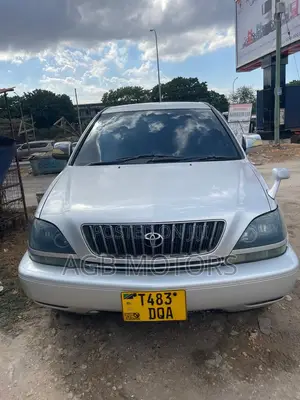 Toyota Harrier 2002 Silver