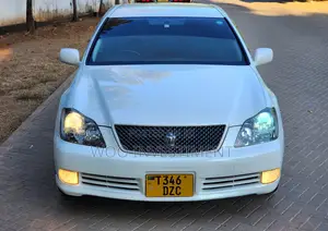Toyota Crown Royale 2005 White