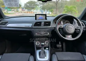 Audi Q3 2014 Black