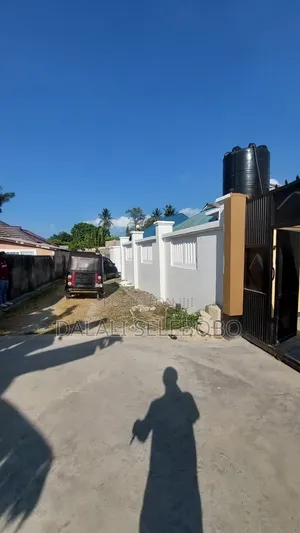 5bdrm Bungalow in Mbezi Beach Jogoo for sale