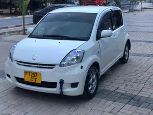 Toyota Passo 2005 White