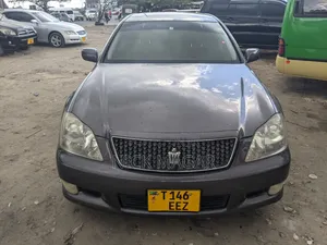 Toyota Crown 2006 Gray