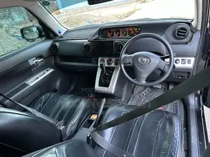 Toyota Corolla Rumion 2008 Black