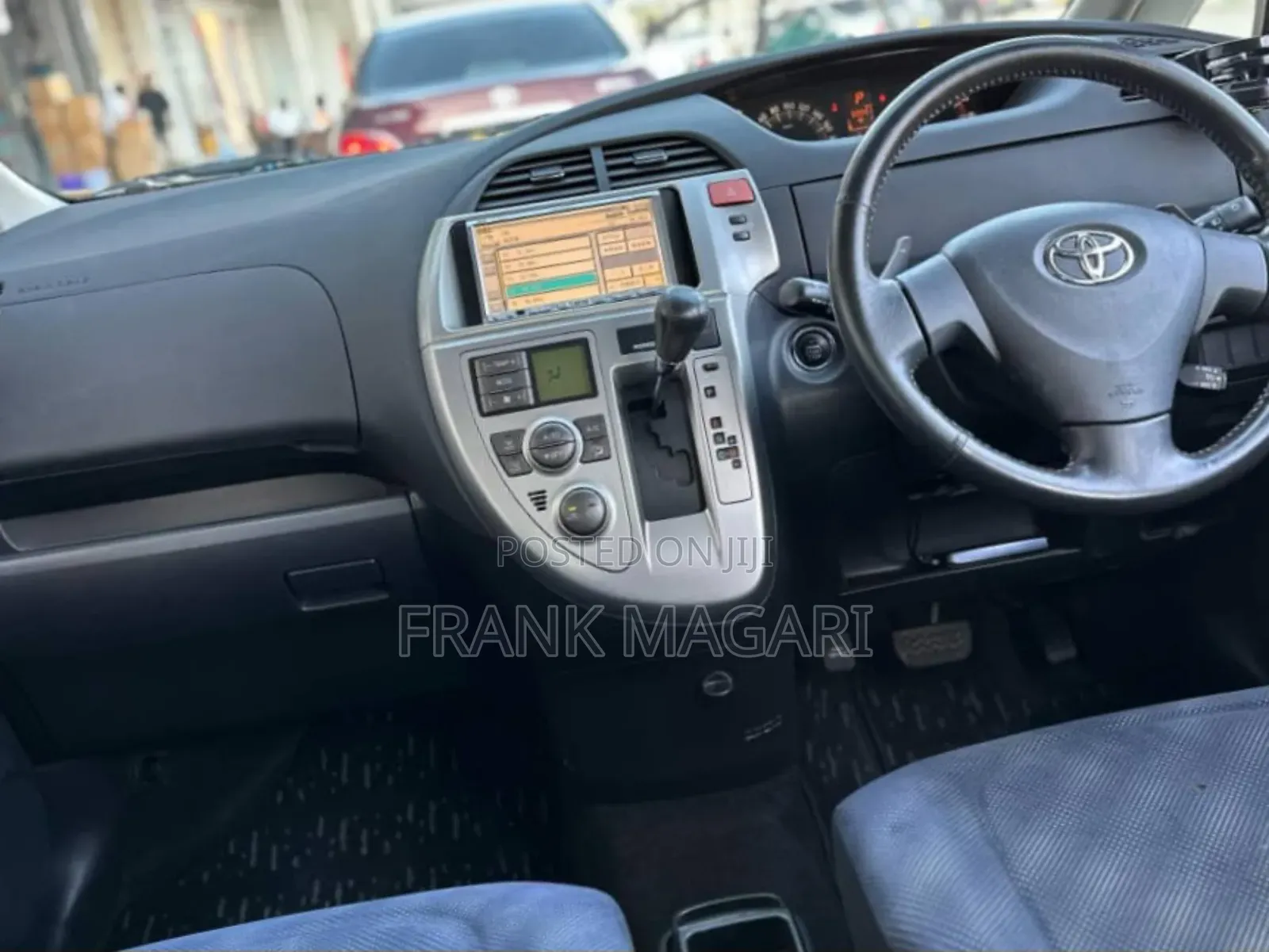 Toyota Ractis 1.5 AWD 2007 Gray