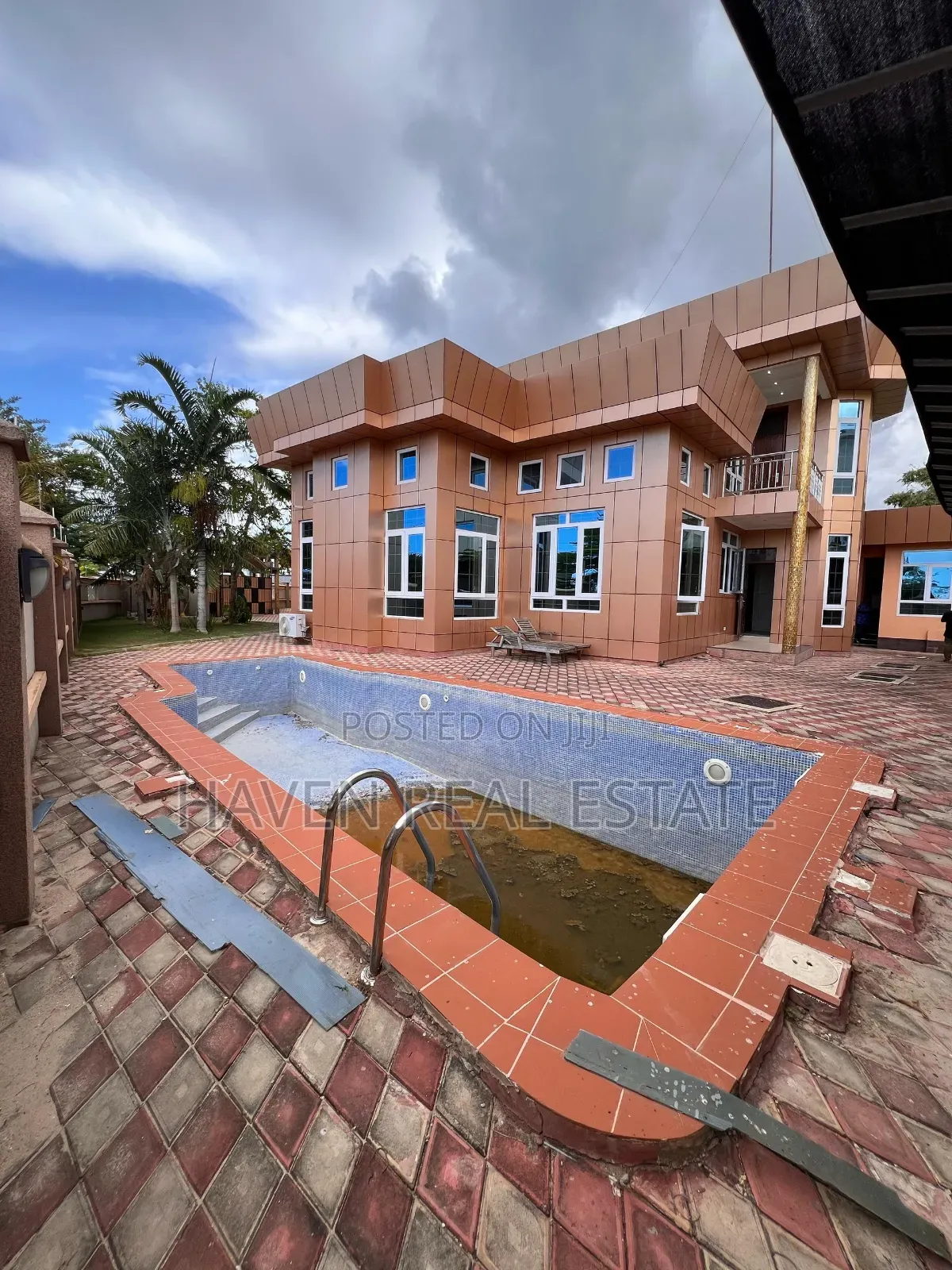 6bdrm House in Mbezi Beach for sale