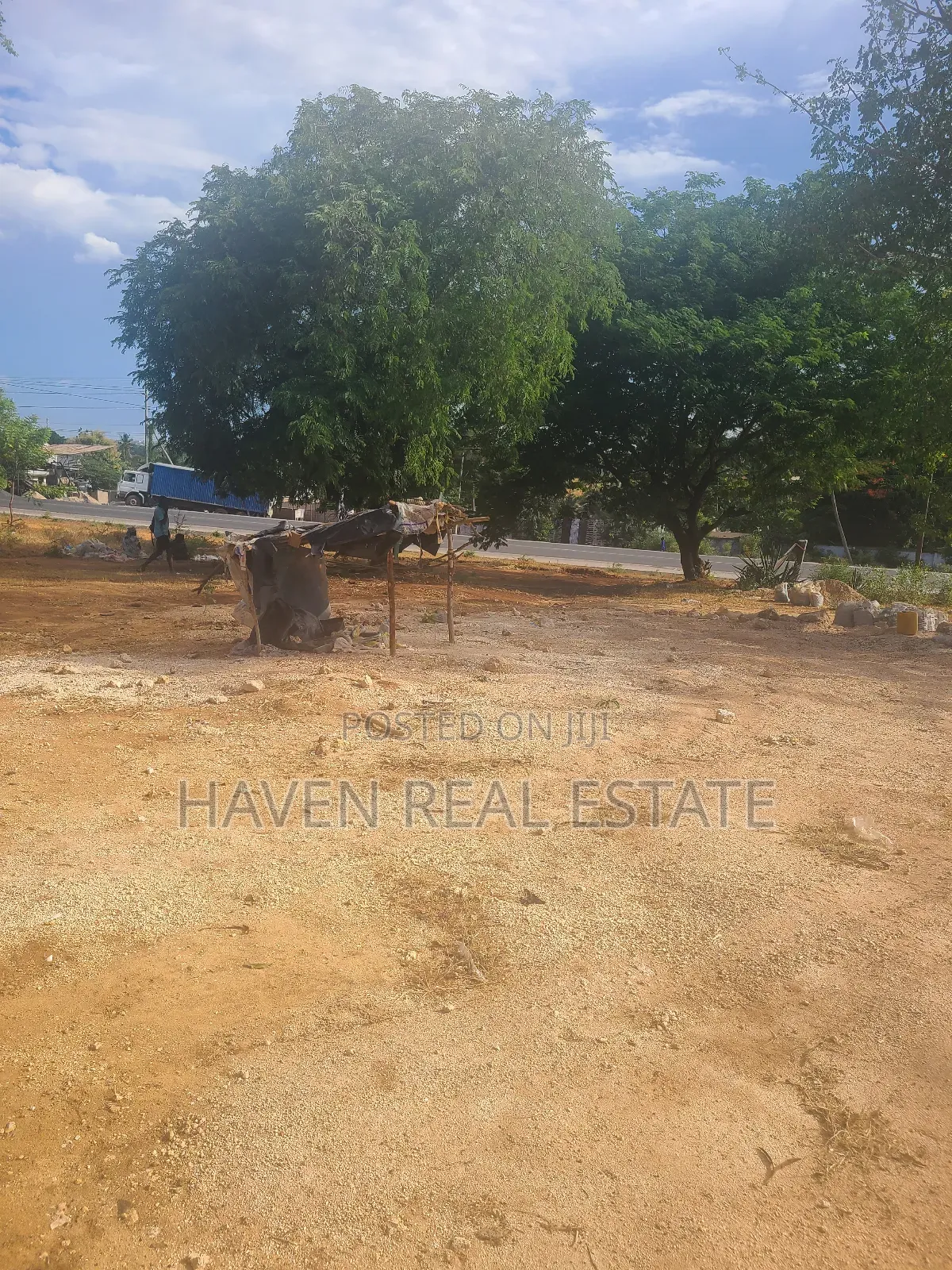 Commercial Plot Inauzwa Bunju