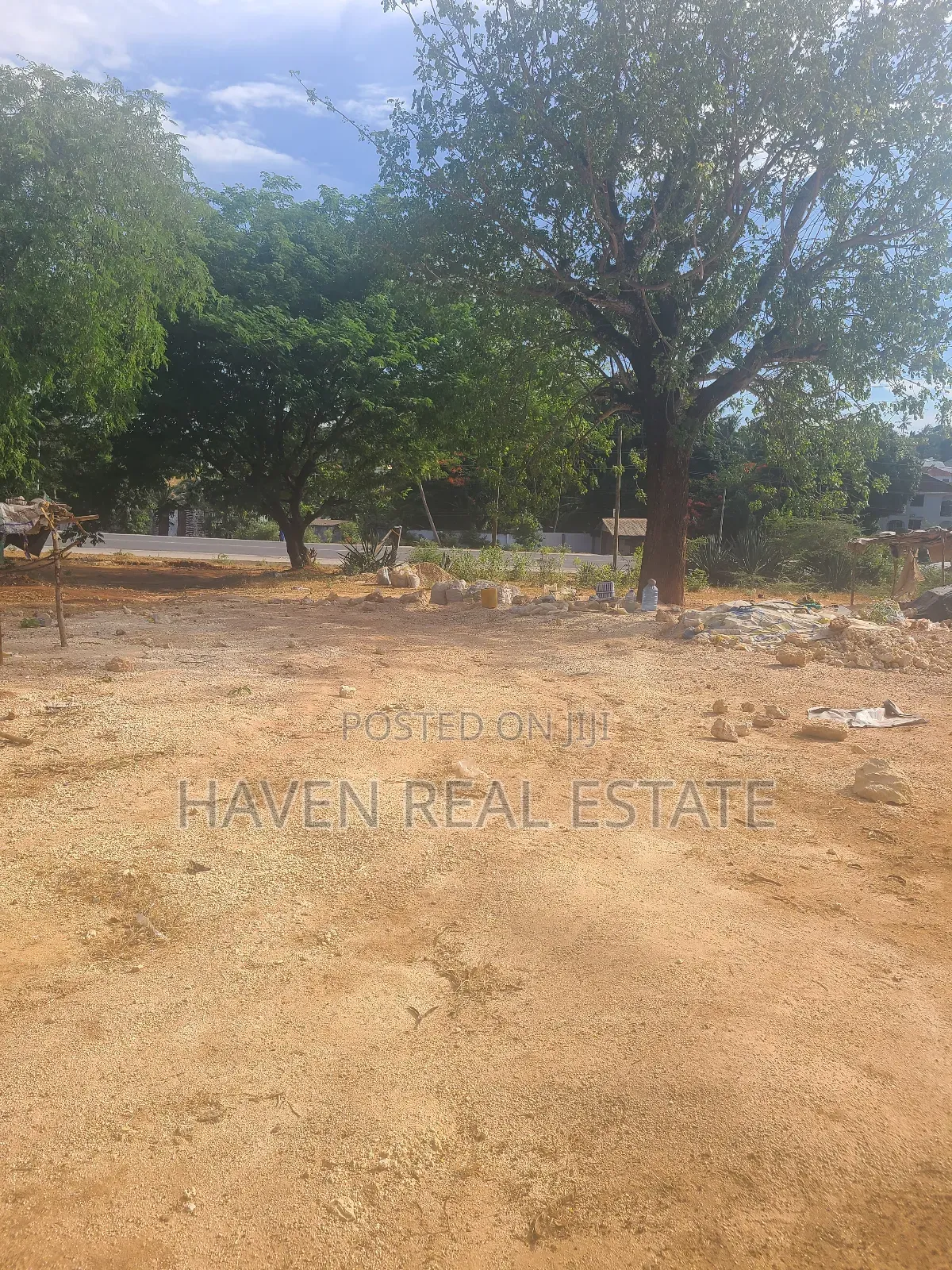 Commercial Plot Inauzwa Bunju