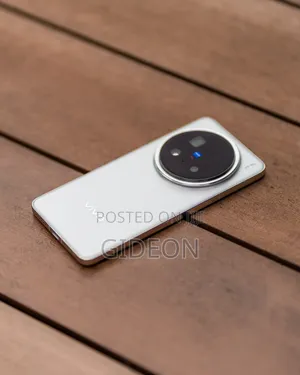 New Vivo X200 Pro 512 GB White