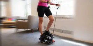 Stepper Machine With Resistance Band