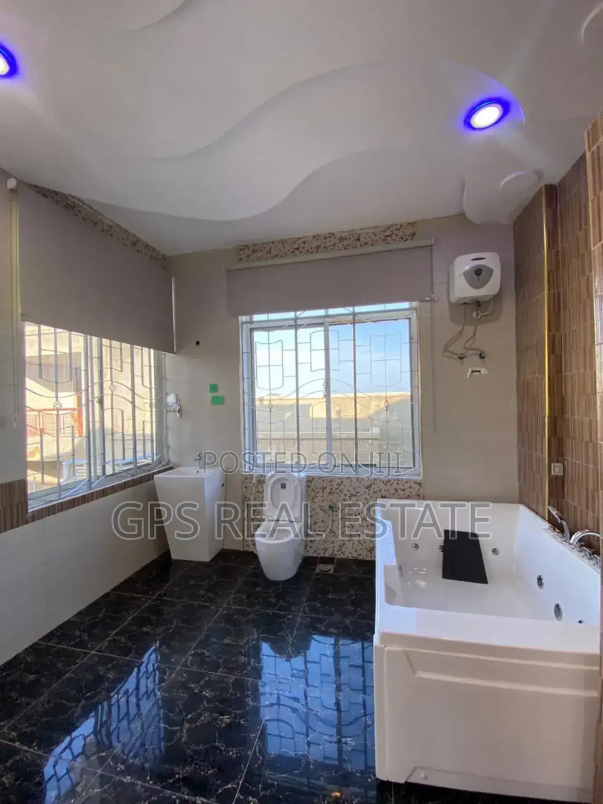 4bdrm House in Mbweni Jkt, Kinondoni for sale