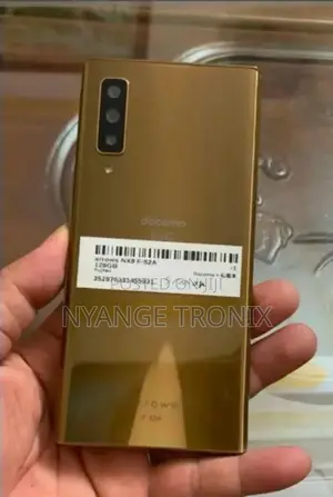 Fujitsu Arrows NX9 F-52A 128 GB Gold