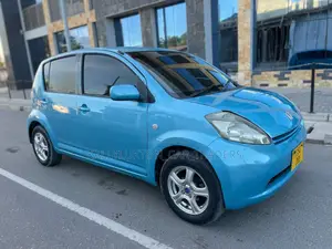 Toyota Passo 2004 Blue