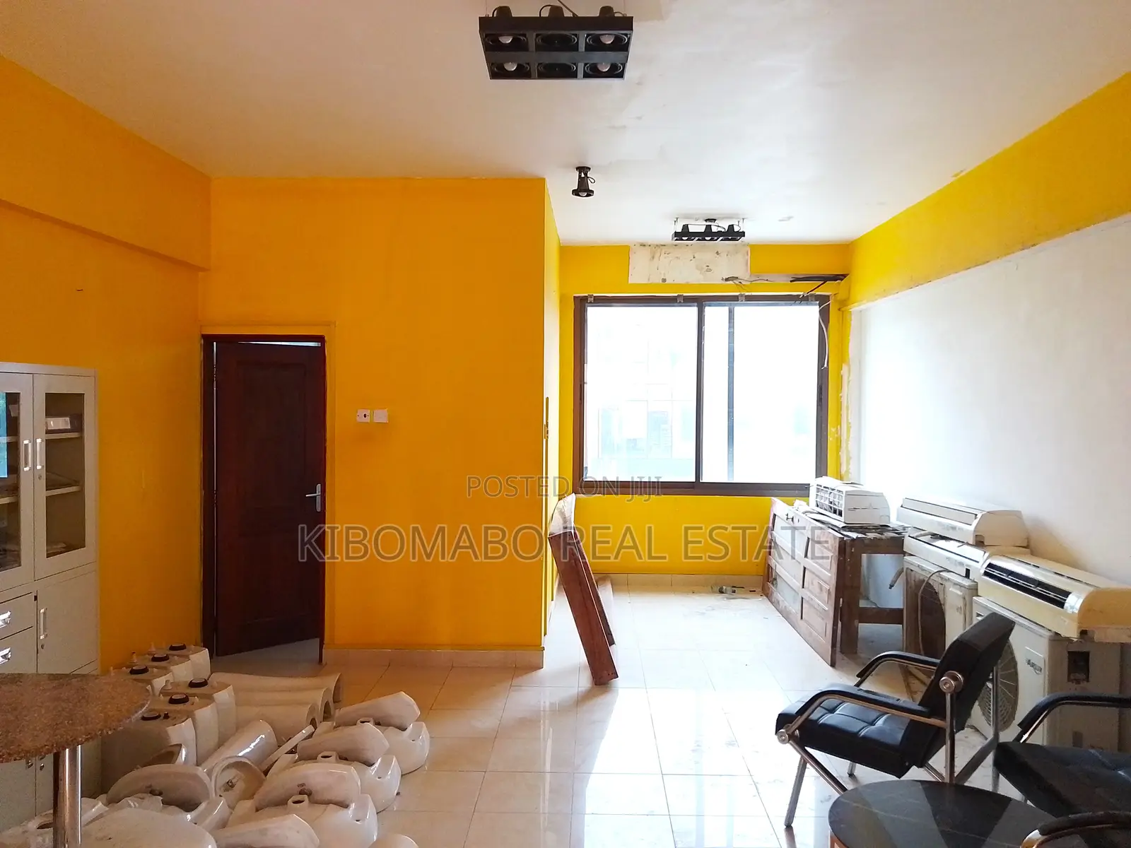 Medium Size Office Space - Rental Masaki