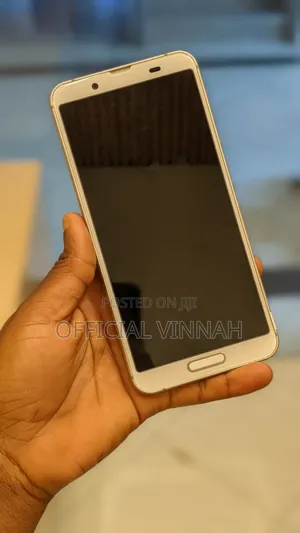 Sharp Aquos Sense 3 SHV45 64 GB Silver