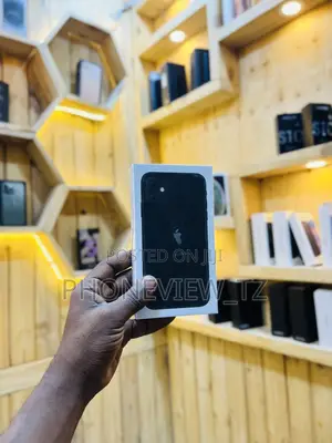 New Apple iPhone 11 128 GB Black