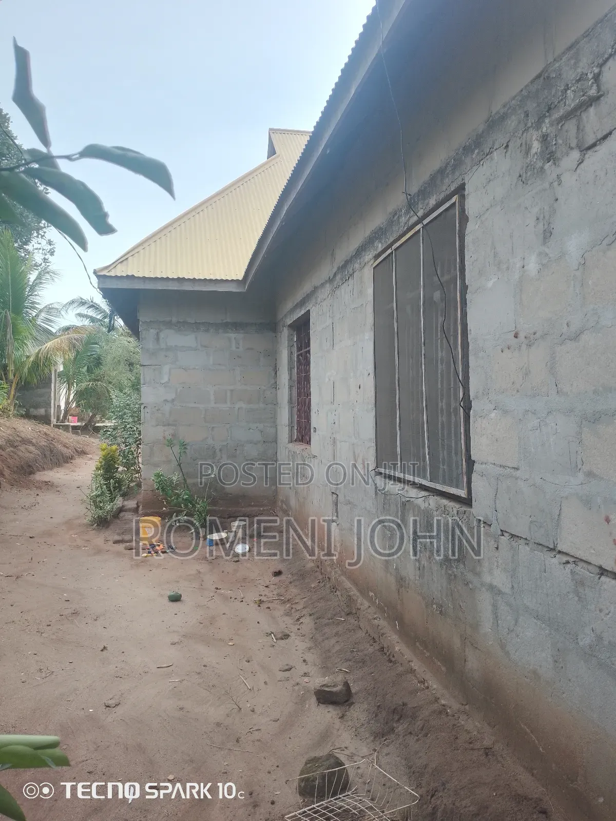 5bdrm House in Tanzania Daresalaam, Ilala for sale