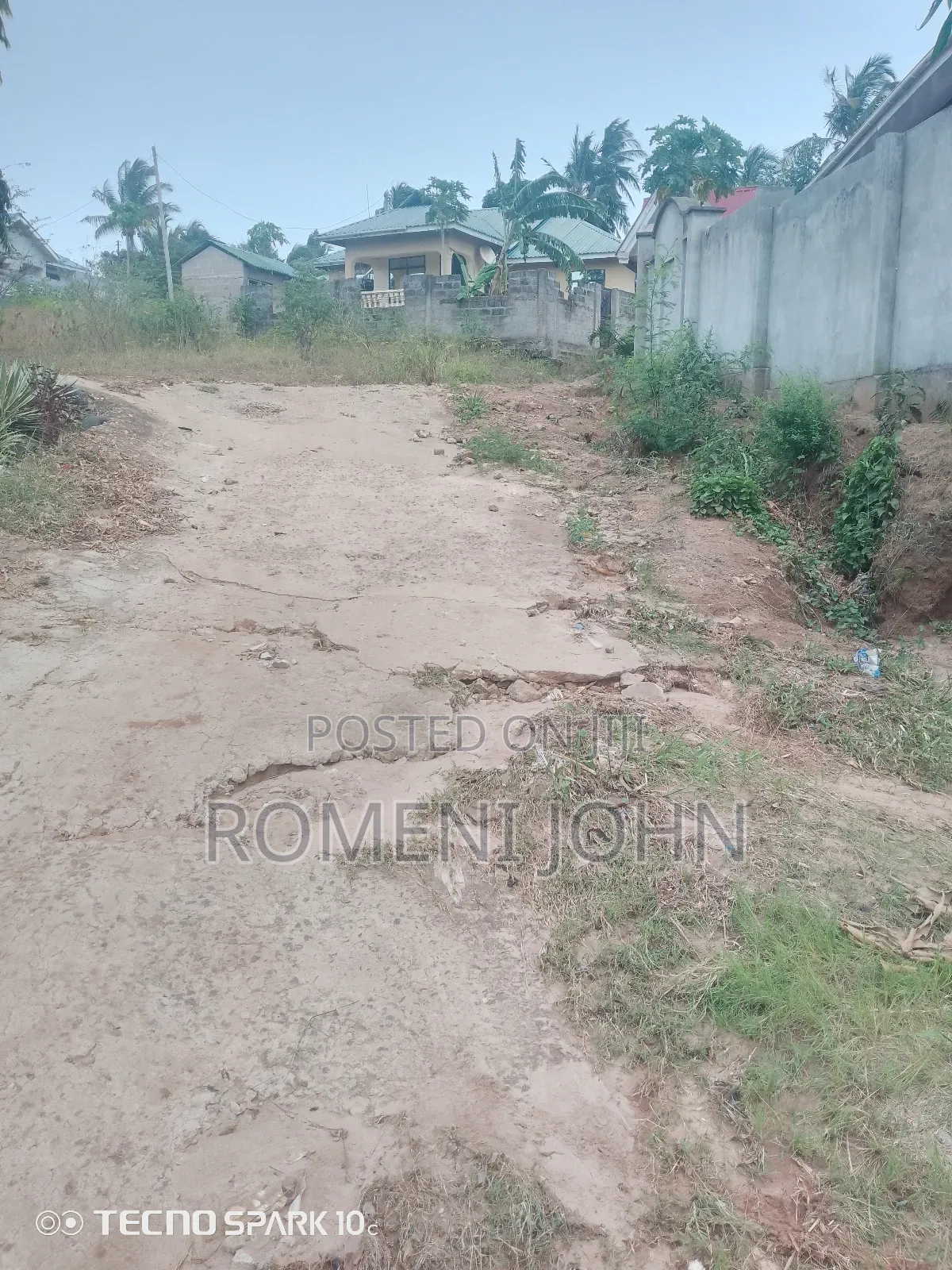 6bdrm House in Tanzania Daresalaam, Ilala for sale