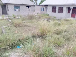 Kiwanja Kinauzwa Milioni 7.5 Ukonga Majohe Viwege Kwa Mpemba