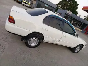 Toyota Corona 1997 White