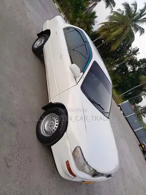 Toyota Corona 1997 White