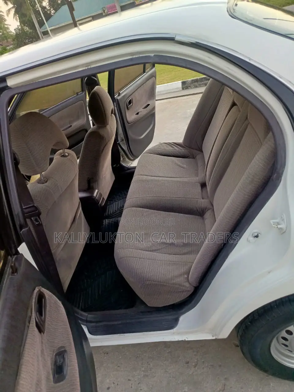 Toyota Corona 1997 White