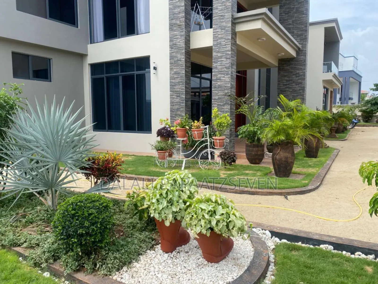 4bdrm Villa in Dalalipapaatzseven, Mbezi Beach for sale