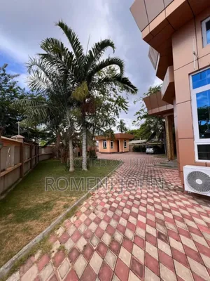 6bdrm Block of Flats in Tanzania Daresalaam, Ilala for sale
