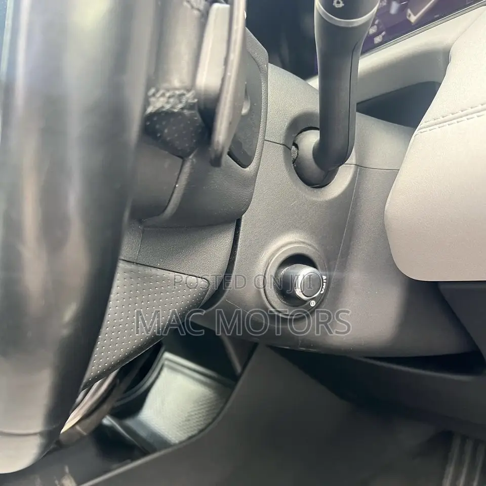 Land Rover Range Rover Evoque R-Dynamic SE AWD 2020 Gray