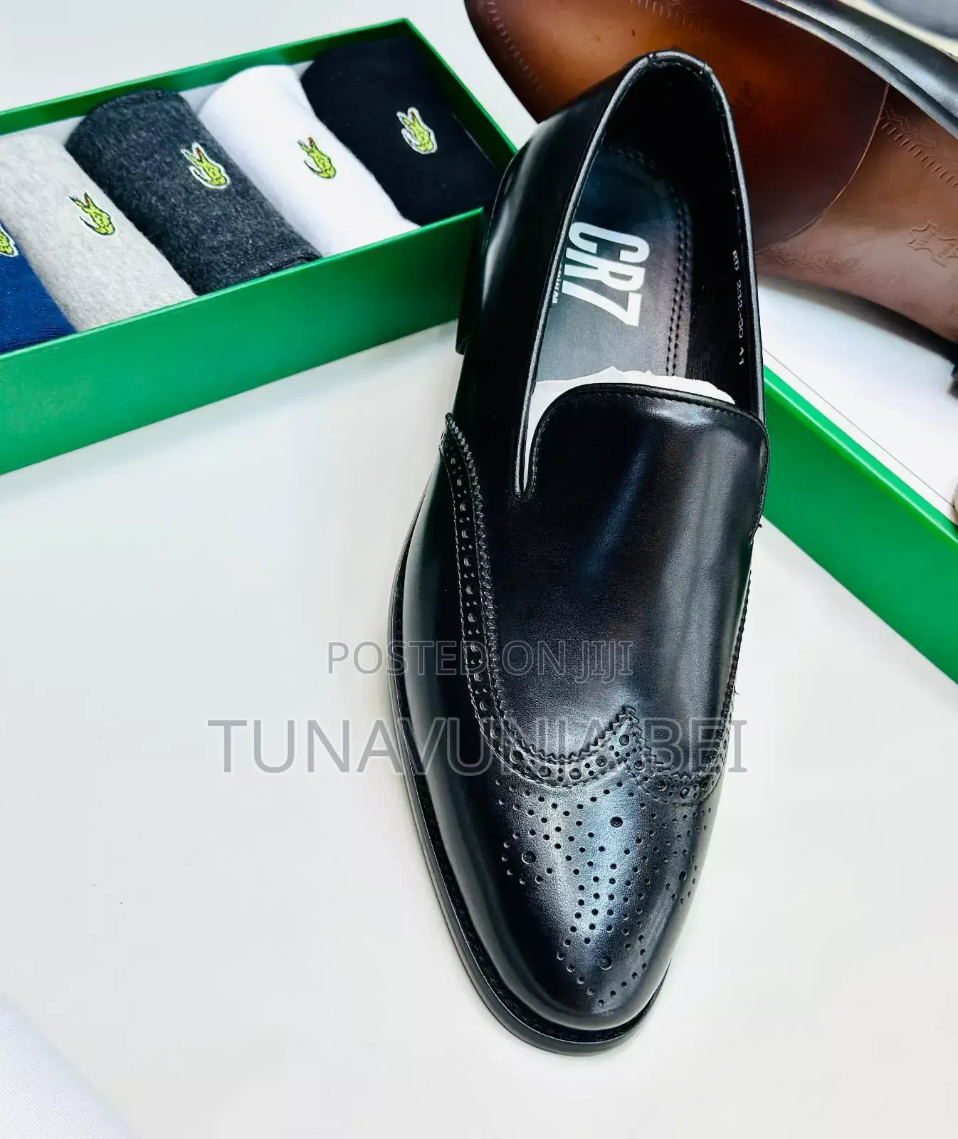 Cracks Men Shoes