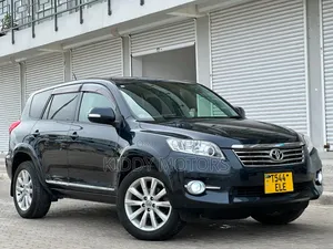 Toyota Vanguard 2011 Black