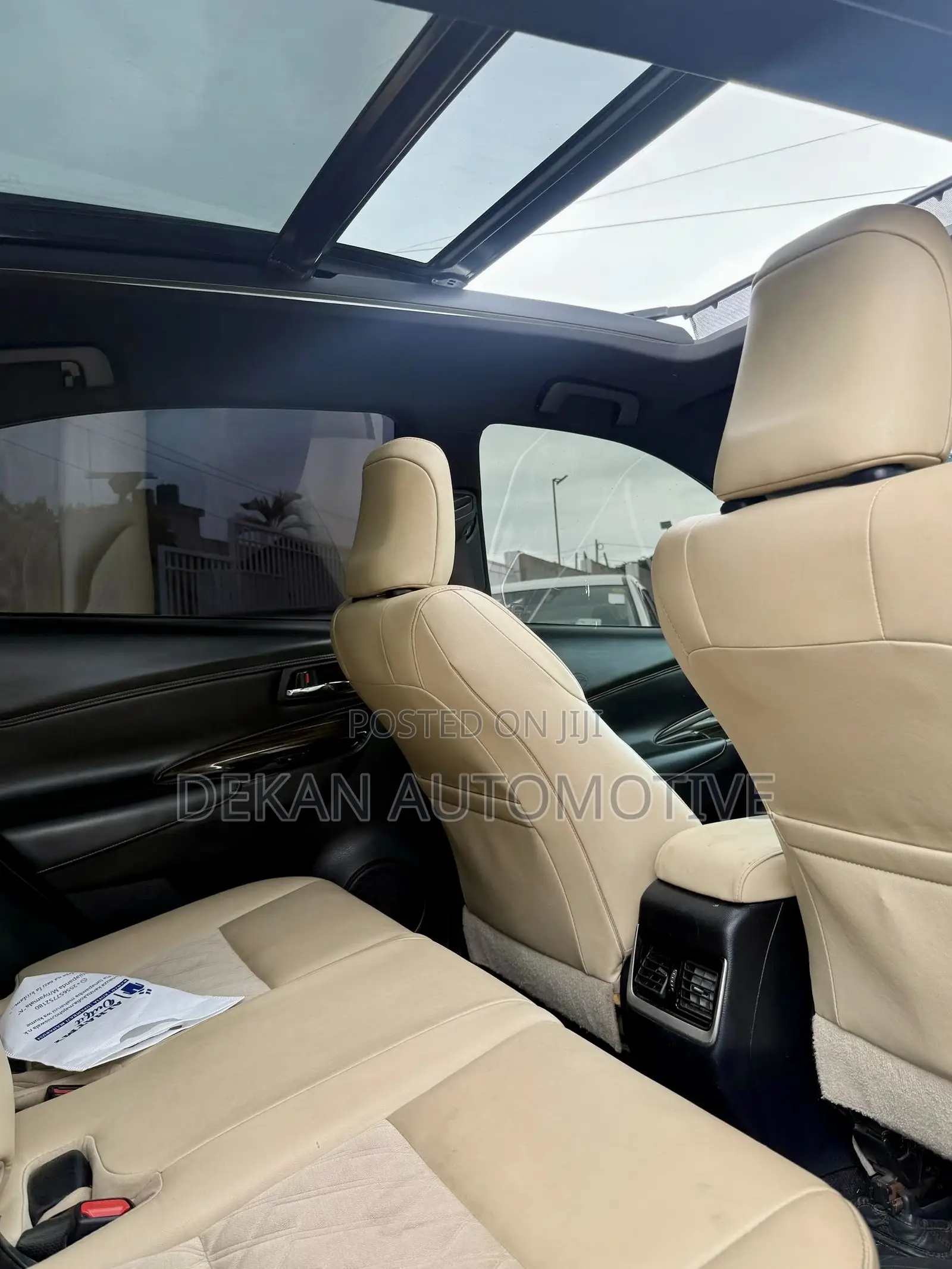 Toyota Harrier 2.0 2015 Black