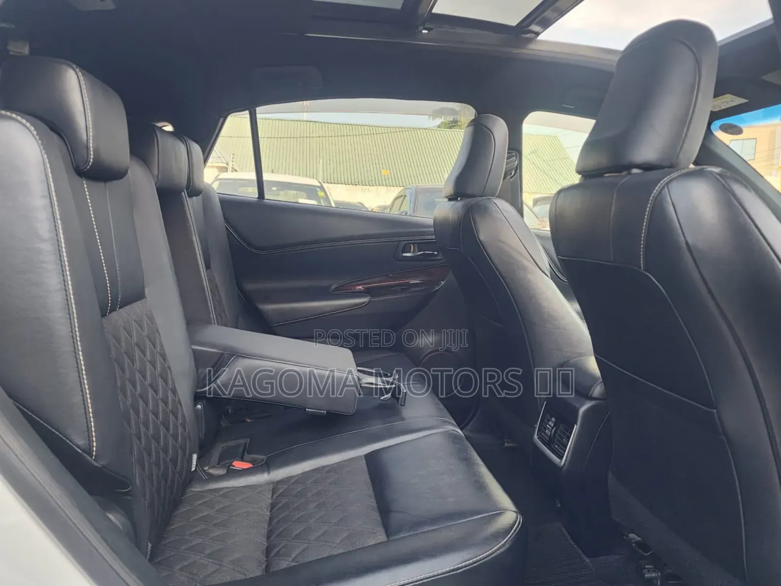 Toyota Harrier 2014 White