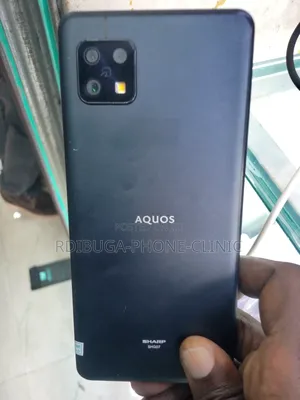 Sharp Aquos sense5G 64 GB Black