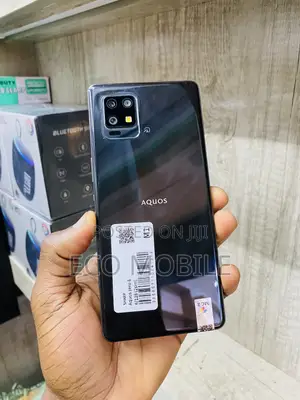 Sharp Aquos zero6 128 GB Black