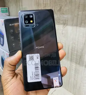 Sharp Aquos zero6 128 GB Black