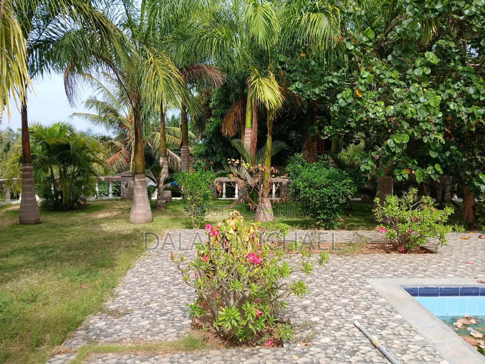 4bdrm House in Madale, Goba for sale