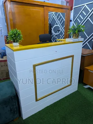 Reception Table Classic Mpya