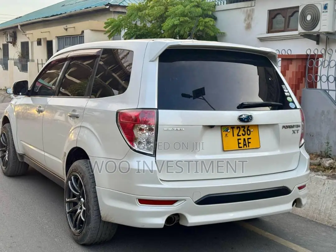 Subaru Forester 2011 White