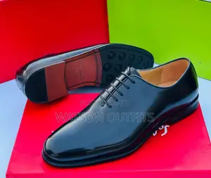 Smooth Shining Plain Surface Clarks Men Shoes
