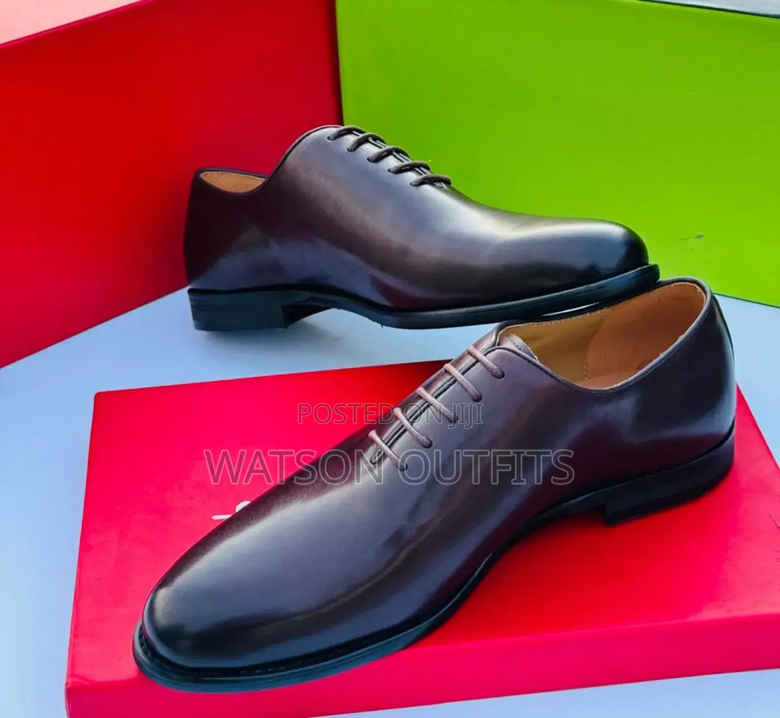 Smooth Shining Plain Surface Clarks Men Shoes