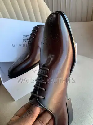 Non Smooth Nice Looking Footwears/Shoes